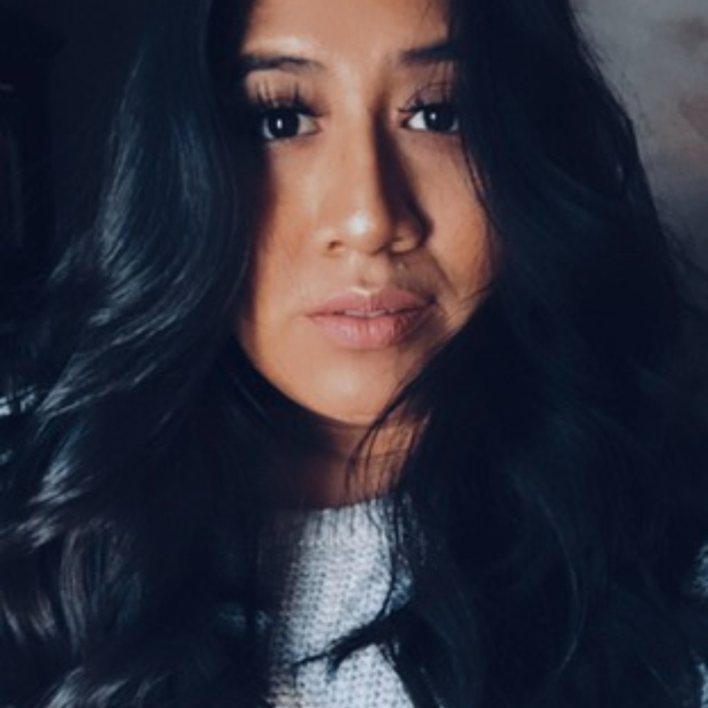 Meet your Posher, Alejandra